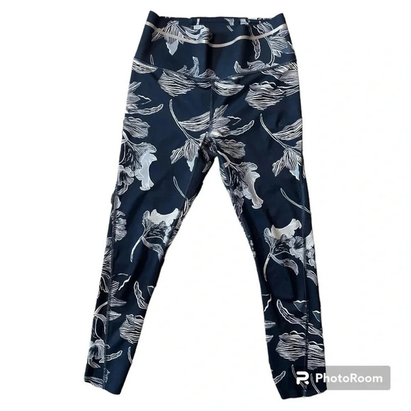 athleta blue floral sonic cropped high wasted leggings size extra small - Picture 2 of 8